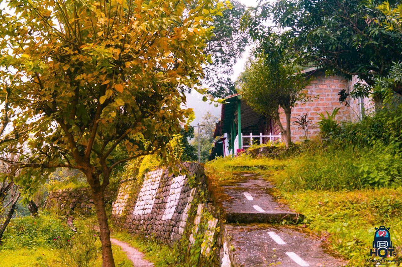 Hots Nainital Ostello Patwa Dunga Esterno foto